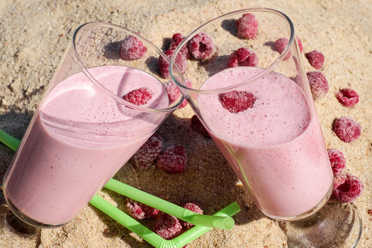 drink - courtesy Couleur on Pixabay https://pixabay.com/photos/drink-fruity-fruit-raspberry-red-2471550/
